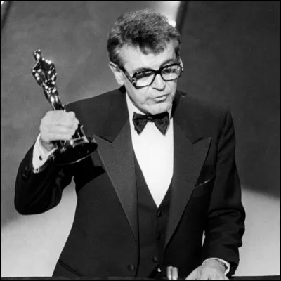 Parmi ces 4 propositions, laquelle ne correspond pas &agrave; la filmographie de Milos Forman ?