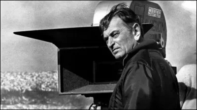 Parmi ces 4 propositions, laquelle ne correspond pas &agrave; la filmographie de David Lean ?