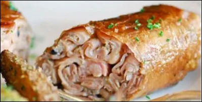 Quelle commune a pour spécialité l'andouillette ?