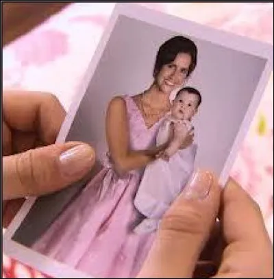 Qui est mort dans la famille de Violetta ?