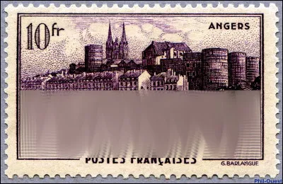 Angers > Sur ce timbre de 1941, qu'est-ce qui apparaît - et qui perdure dans la réalité - au premier plan ?