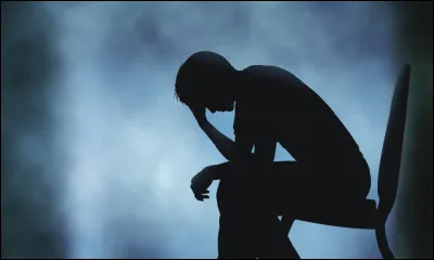 Qui est l'auteur de la chanson ''L'Enfer'' qui évoque le mal-être que l'artiste a grandement ressenti durant sa pause artistique ayant duré huit ans ?