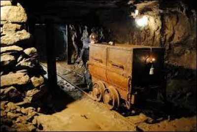 En quelle année a fermé la dernière mine de fer française ?