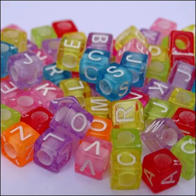 Quel poète donne une couleur à chaque voyelle "A noir, E blanc, I rouge, U vert, O bleu" ?