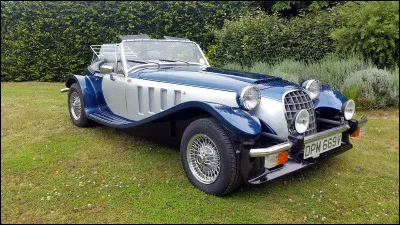 Quelle est cette marque anglaise d'automobiles sportives de luxe, fondée en 1972 et disparue en 1990 ?