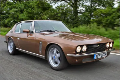 Quelle est cette marque anglaise d'automobiles spécialisée dans les modèles de luxe, fondée en 1939 et disparue en 1976 ?