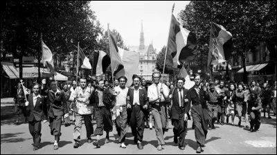 Cochez la date de capitulation allemande...
