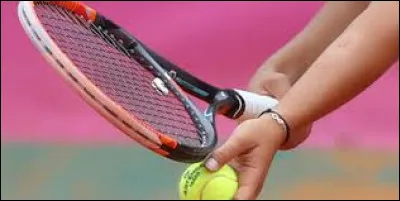 Qui est très fort au tennis ? Indice : on le voit en deux balles