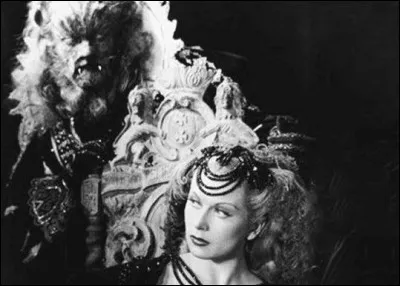Quel cinéaste français a réalisé le film "La Belle et la Bête" (1946) ?