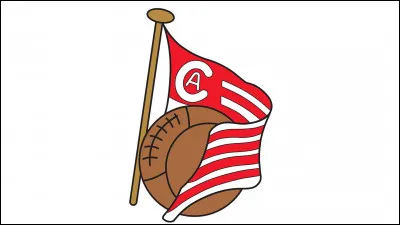 Quel mythique club espagnol se cache derrière ce logo ?