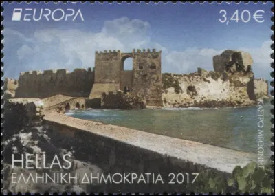 Grèce > Ça va bientôt être l'heure de vous [...nom du château ?] !