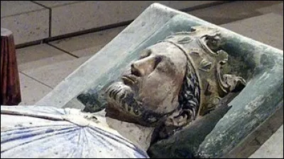 Chevelu amateur de barbus, c'est le...