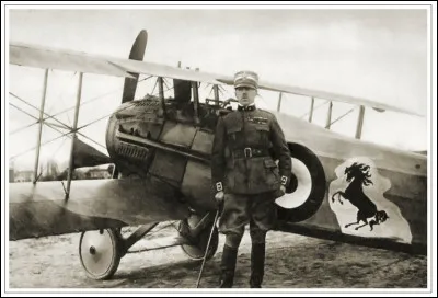 Cet aviateur italien, as de la Grande Guerre et héros national, c'est Francesco ...