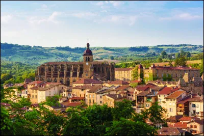 Proche : quelle est la ville la plus proche de Grenoble parmi ces propositions ?