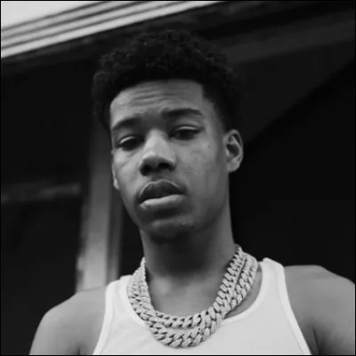 Il est donc né le :