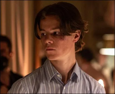 Maintenant, les acteurs : 
Qui joue le personnage principal, le prince Wilhelm ?