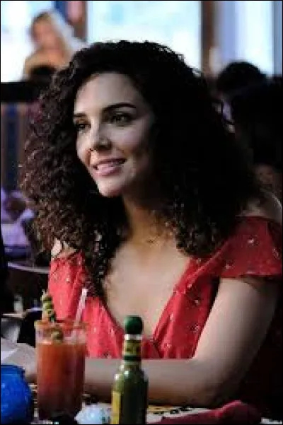 Comment s'appelle la mère de Miguel ? (Pour qui d'ailleurs Johnny a le béguin)