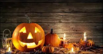 C'est le mois où on fête Halloween.