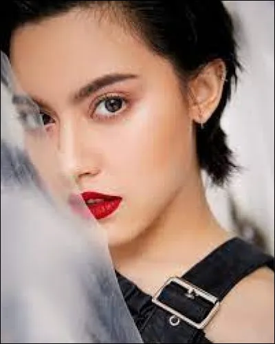 Quel est le nom de cette actrice ?