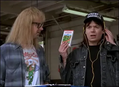 Quelle langue Wayne apprend-il pour Cassandra ?