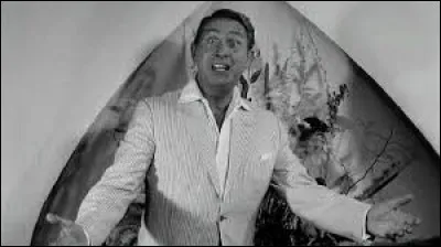 Qui était surnommé le "Fou chantant" ?