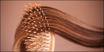 Combien avons-nous de cheveux en moyenne sur 
notre crâne ?