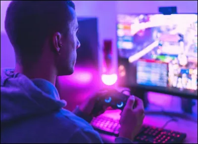 Sur quelle cha&icirc;ne l'&eacute;mission "C &agrave; vous" est-elle diffus&eacute;e ?