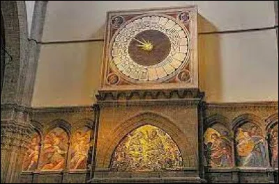Sur la cathédrale Santa Maria del Fiore, on peut y observer une horloge monumentale. Durant quel siècle fut-elle réalisée ?