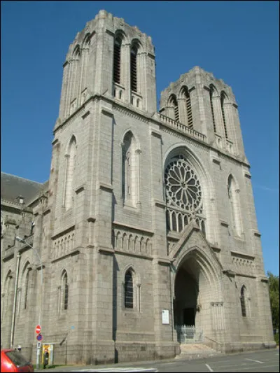 Reconnaissez-vous bien la cathédrale de Bayeux ?
