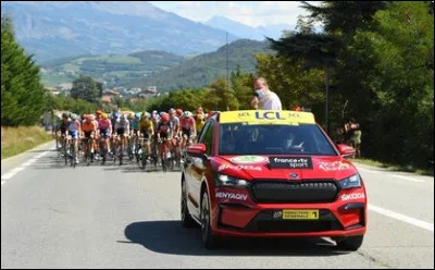 Dans ce tour 2022 une nouveauté accompagne les coureurs. Laquelle ?