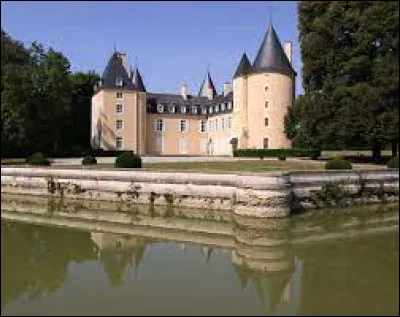 Je vous emm&egrave;ne dans le Centre-Val-de-Loire, &agrave; la d&eacute;couverte du ch&acirc;teau de la For&ecirc;t, &agrave; Thaumiers. Commune de l'aire d'attraction Berruy&egrave;re, elle se situe dans le d&eacute;partement ...