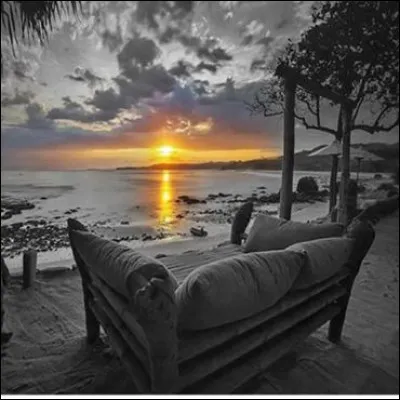 Et enfin qui est l'auteur de "Maigret &agrave; la mer" ?