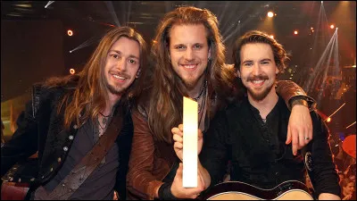 Complétez : 
"Drum gehen wir auf die..."