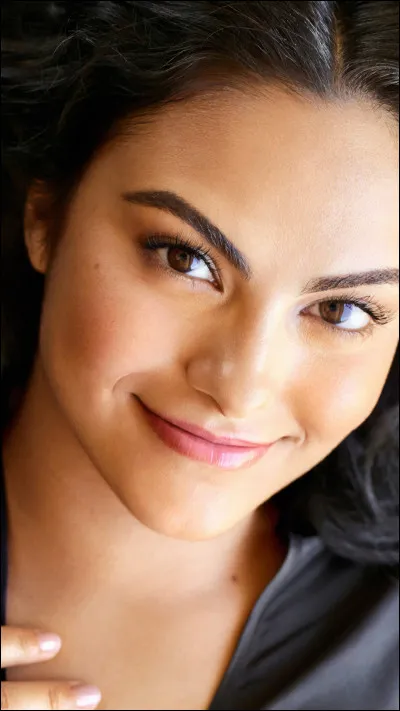 Veronica a été avec...