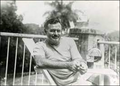 En 1940, Hemingway et sa femme s'installent dans un autre pays, où il restera jusqu'en 1960. Quel est ce pays ?