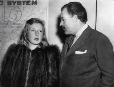 Pendant la guerre il fait la connaissance de celle qui deviendra sa troisième épouse. Comment se prénomme-t-elle ?