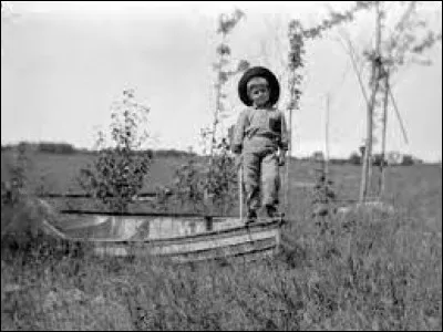 Dans quoi son père avait-il fait fortune ?