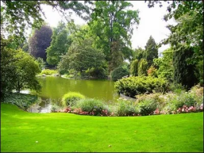 La ville est souvent classée première ville de France à quel propos ?