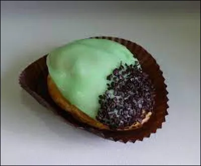 Le gland est un chou garni d'une crème pâtissière à la vanille.