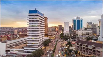 De quel pays africain Kampala est-elle la capitale ?