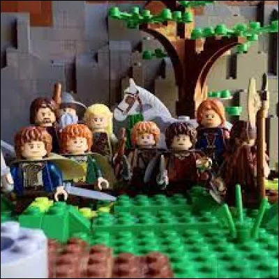 Et voilà, c'est la dernière question ! J'espère que vous avez aimé. Avant de se quitter, répondez juste à ça : qui est la dernière personne à parler du film ?