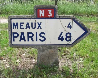 Devant quelle ville les Français et les Anglais ont-ils réussi à stopper la progression des Allemands ?