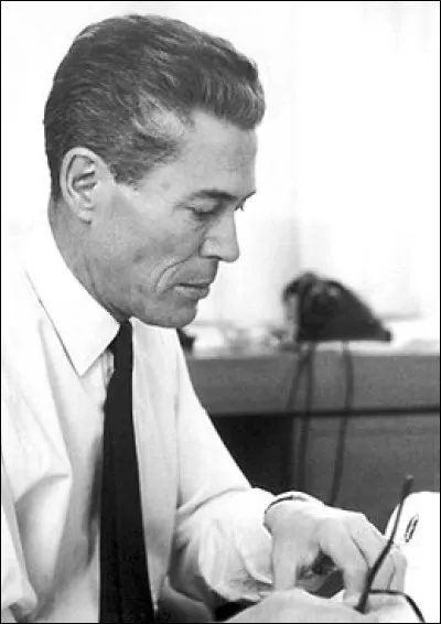 Ce biologiste et biochimiste, lauréat en 1965 du prix Nobel de physiologie ou médecine, c'est Jacques ...