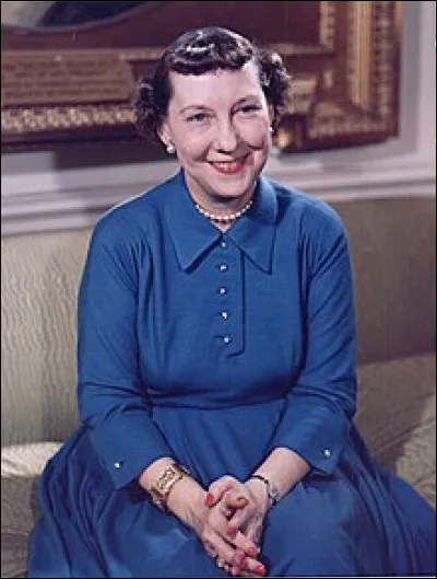 Pendant quelle fête, Mamie Eisenhower s'est-elle fiancée avec son mari ?