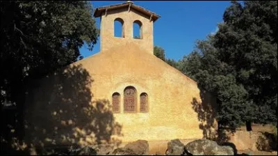 Pour des raisons de sécurité, le tournage de ce film n'a pas pu avoir lieu en Algérie. C'est au Maroc, au monastère bénédictin de Toumliline qu'ont lieu les prises de vues. De quel film s'agit-il ?