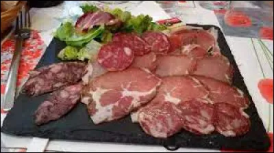 Entrée n°2 : Voici une belle assiette de charcuterie. D'où vient-elle ?
