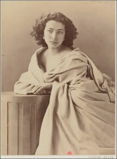 Sarah Bernhardt est décédée le 26 mars...