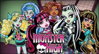 Dans "Monster High", combien de jours a Frankie Stein lorsqu'elle intègre Monster High ?