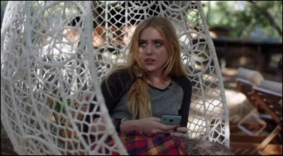 Quel est le plan secret sur lequel travaille la fille aînée de Madeline ?