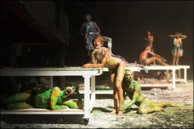 Qui est cette déesse de l'initiation orgiaque ?